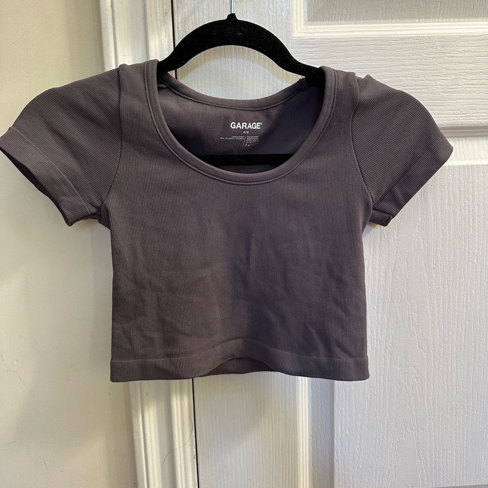 Garage purple stretchy crop top shirt